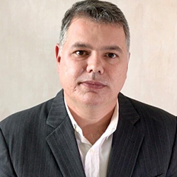 Sandro Barros, Universidade Federal de Pernambuco, USA